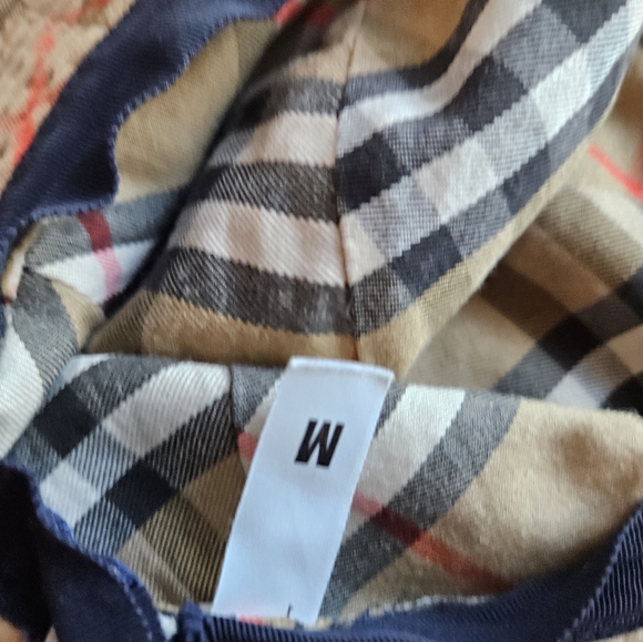 Burberry's Vintage Bucket Hat Sz M Kids - Picture 6 of 6